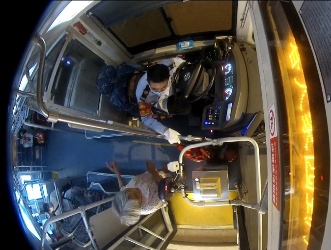 配圖.jpg 配圖.jpg