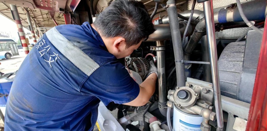 劉君2.jpg 劉君2.jpg