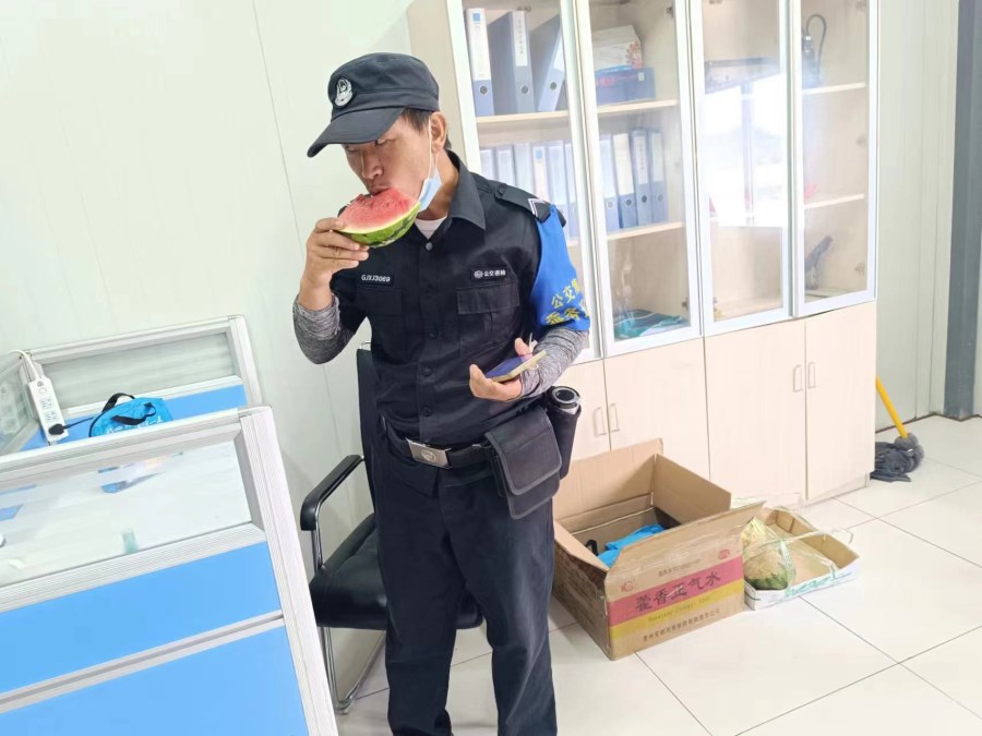 3fea65cd191ac58835317cd219db81d.jpg 3fea65cd191ac58835317cd219db81d.jpg