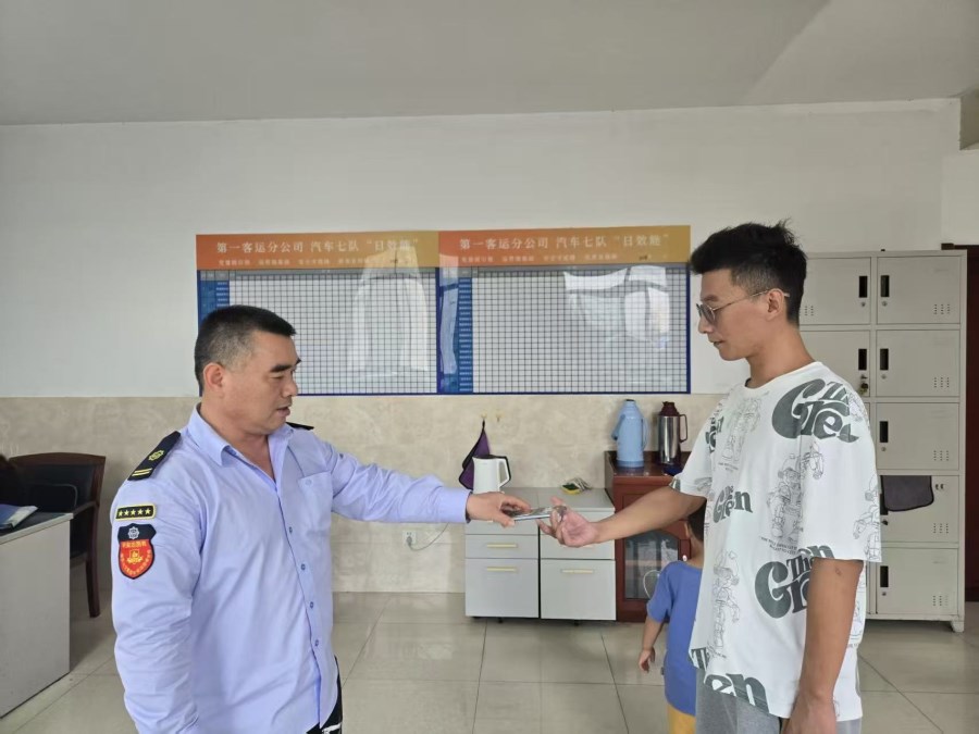 4fbeda7e15fea37b87bcc4f2ef179ab5.jpg 4fbeda7e15fea37b87bcc4f2ef179ab5.jpg