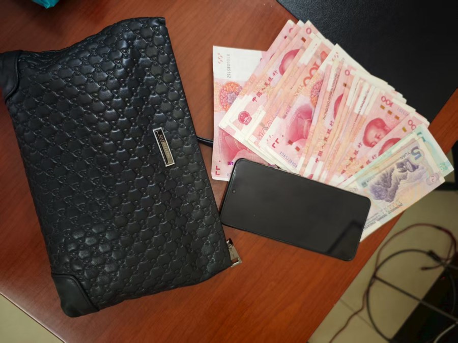 42ad7e8fdc17ea17826d33c49cd69072.jpg 42ad7e8fdc17ea17826d33c49cd69072.jpg